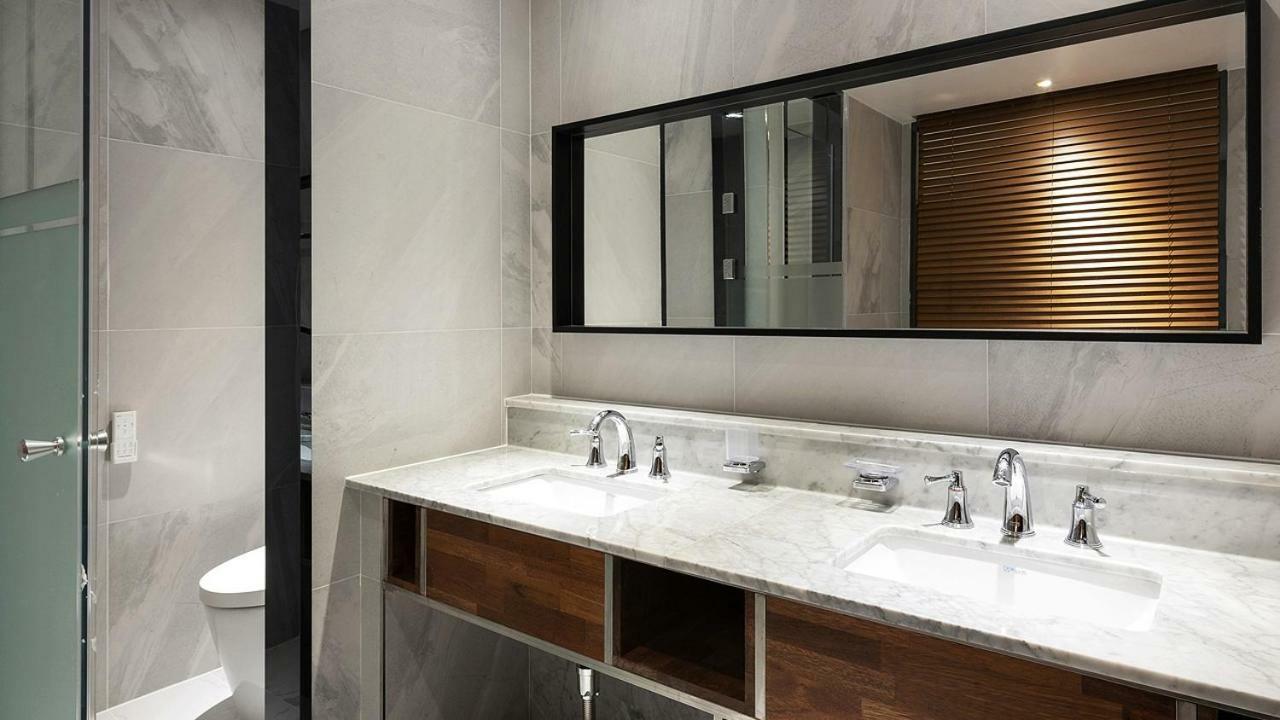 Brown-Dot Hotel Shinho Busan Exterior photo