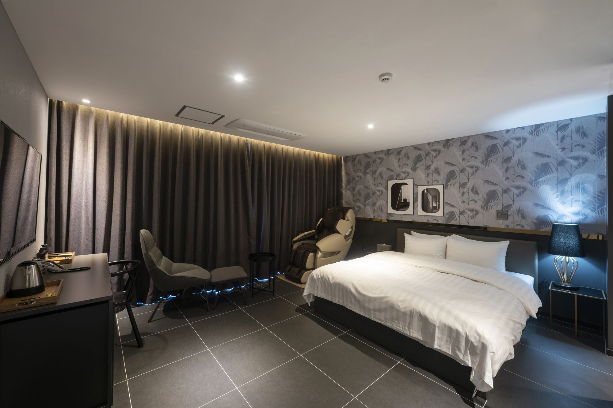 Brown-Dot Hotel Shinho Busan Exterior photo