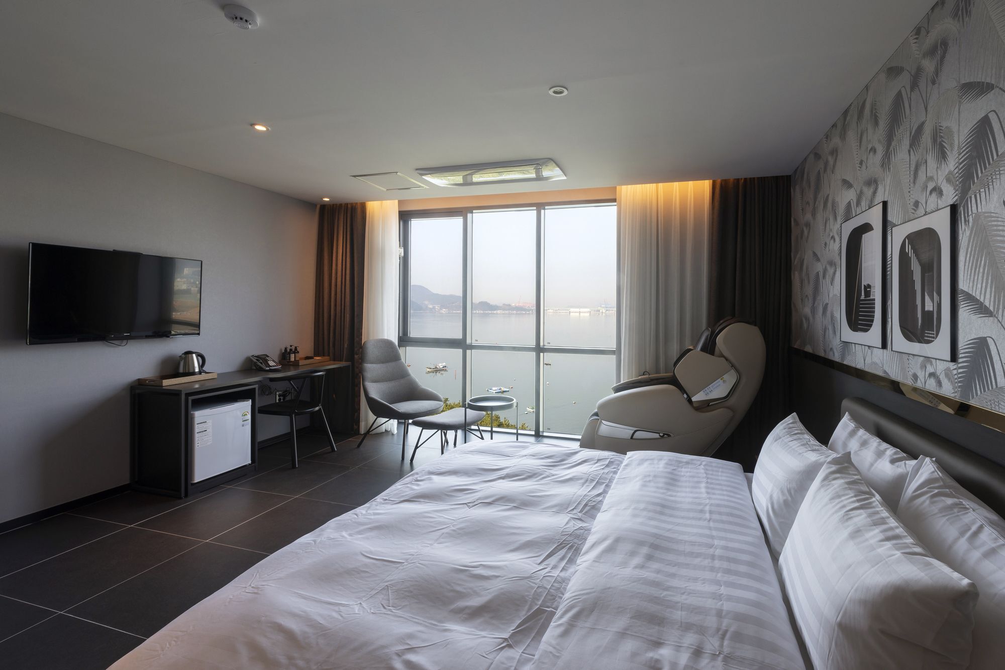 Brown-Dot Hotel Shinho Busan Exterior photo
